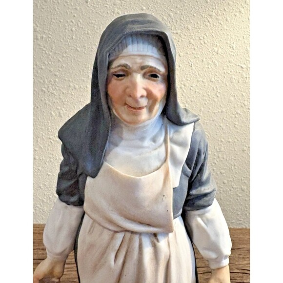 ALGORA Nun Figurine Made in Spain Used - Picture 9 of 15